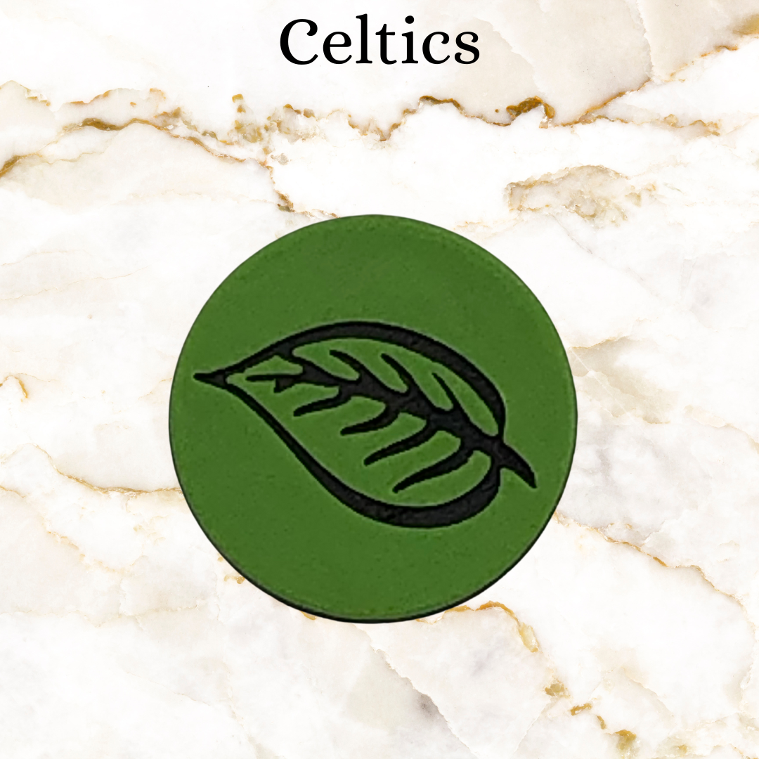 Line mark option for key chain - light green leaf for line of Celtics